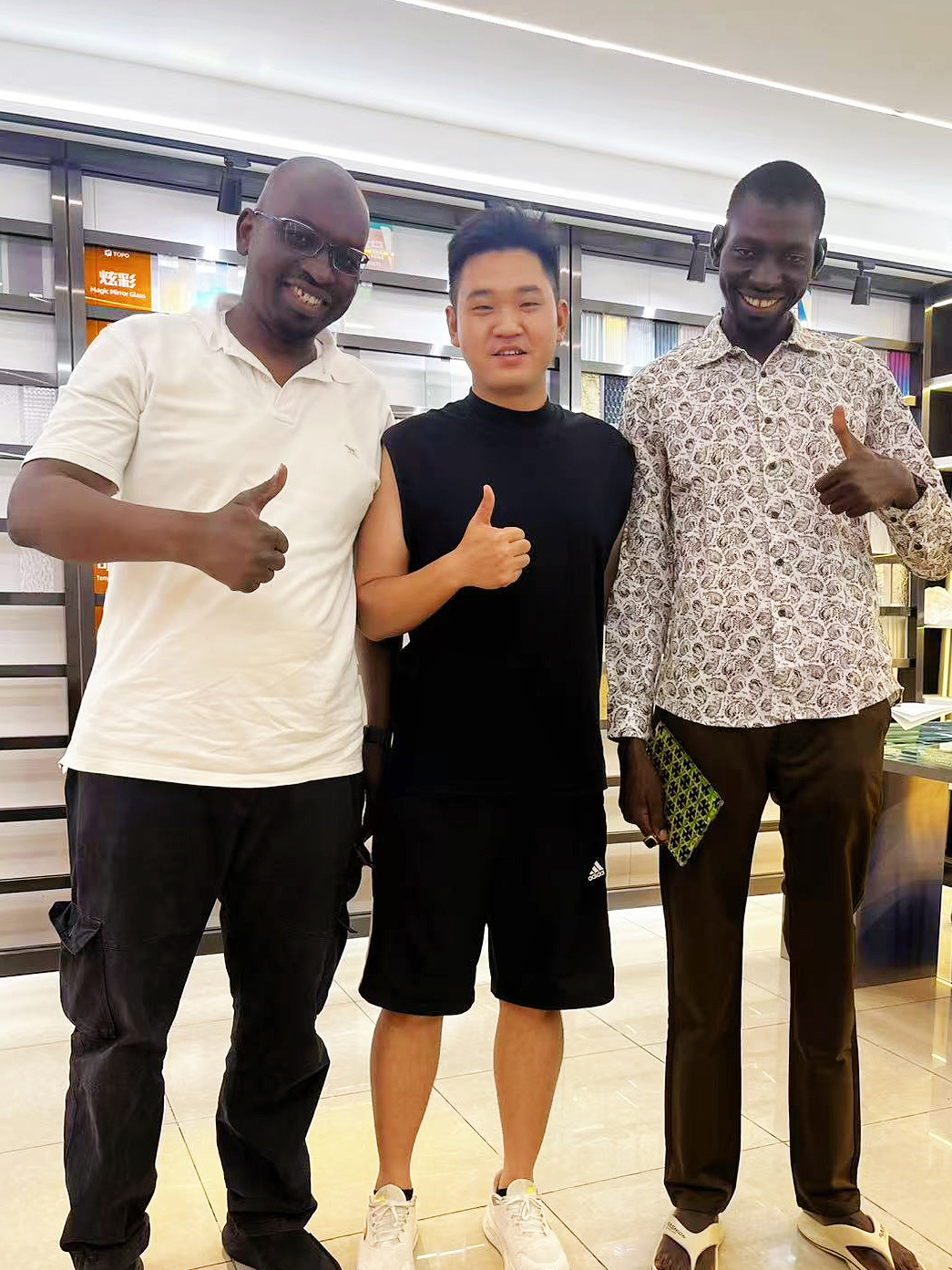 Malian Clients Conduct On-Site Visit, Focusing on High-End Coated and Ultra Clear Glass (4) Malian Clients Conduct On-Site Visit, Focusing on High-End Coated and Ultra Clear Glass (4)