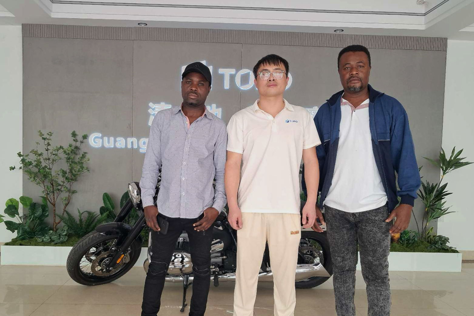 visited Guangzhou factory (2) visited Guangzhou factory (2)