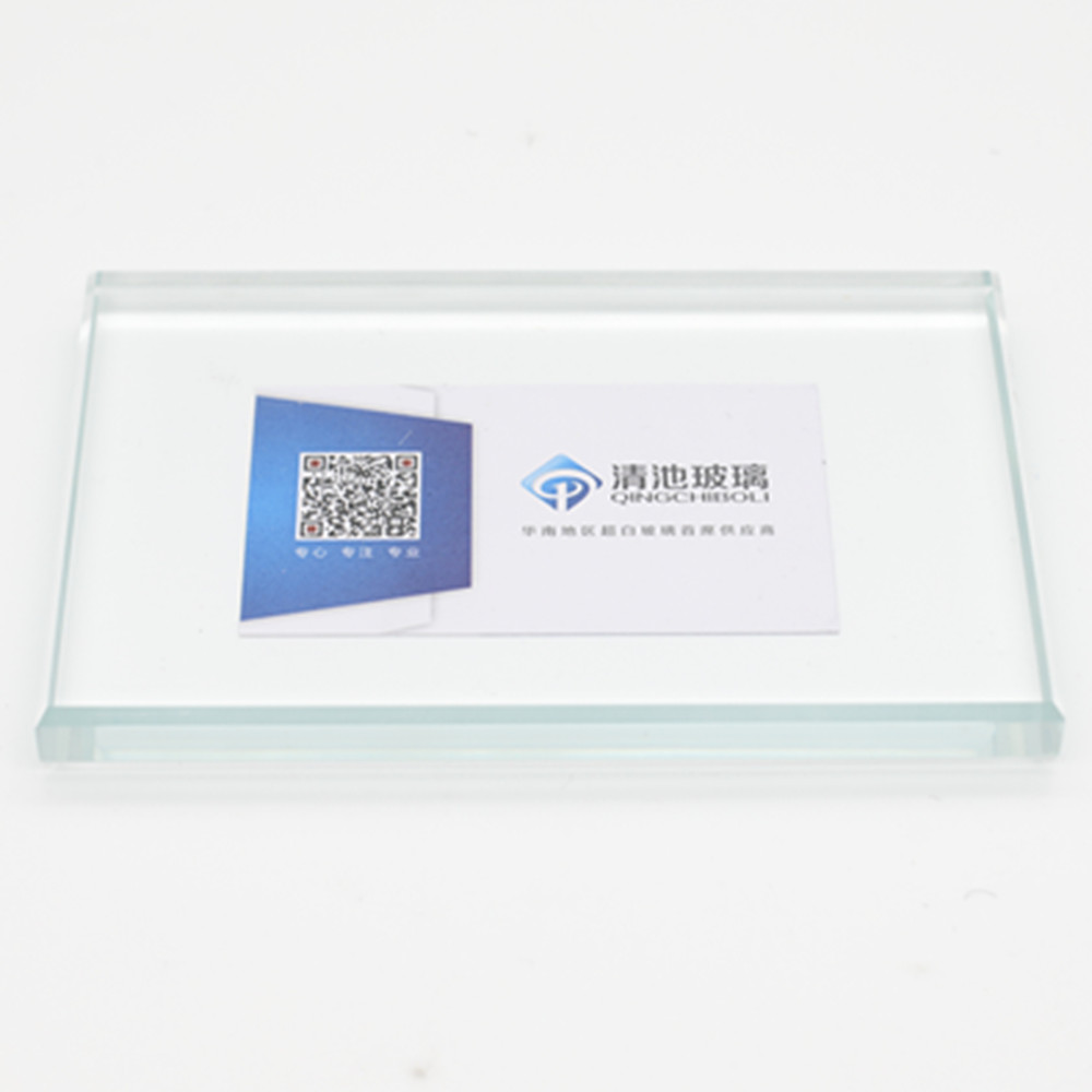 Ultra Clear Low Iron Glass with 91.8% Light Transmittance