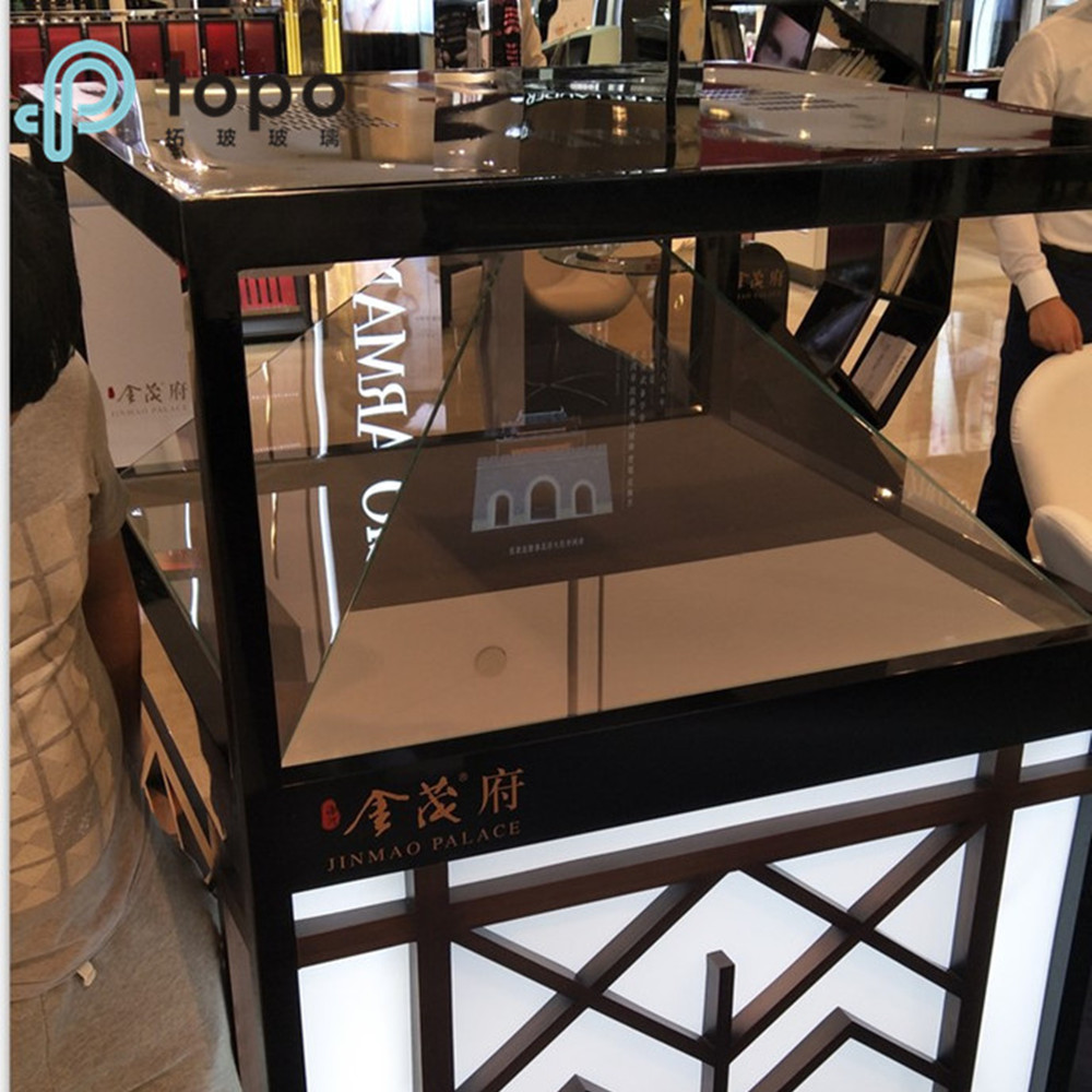 360 Degree 3D Holographic Display Holographic Advertising Display Machine