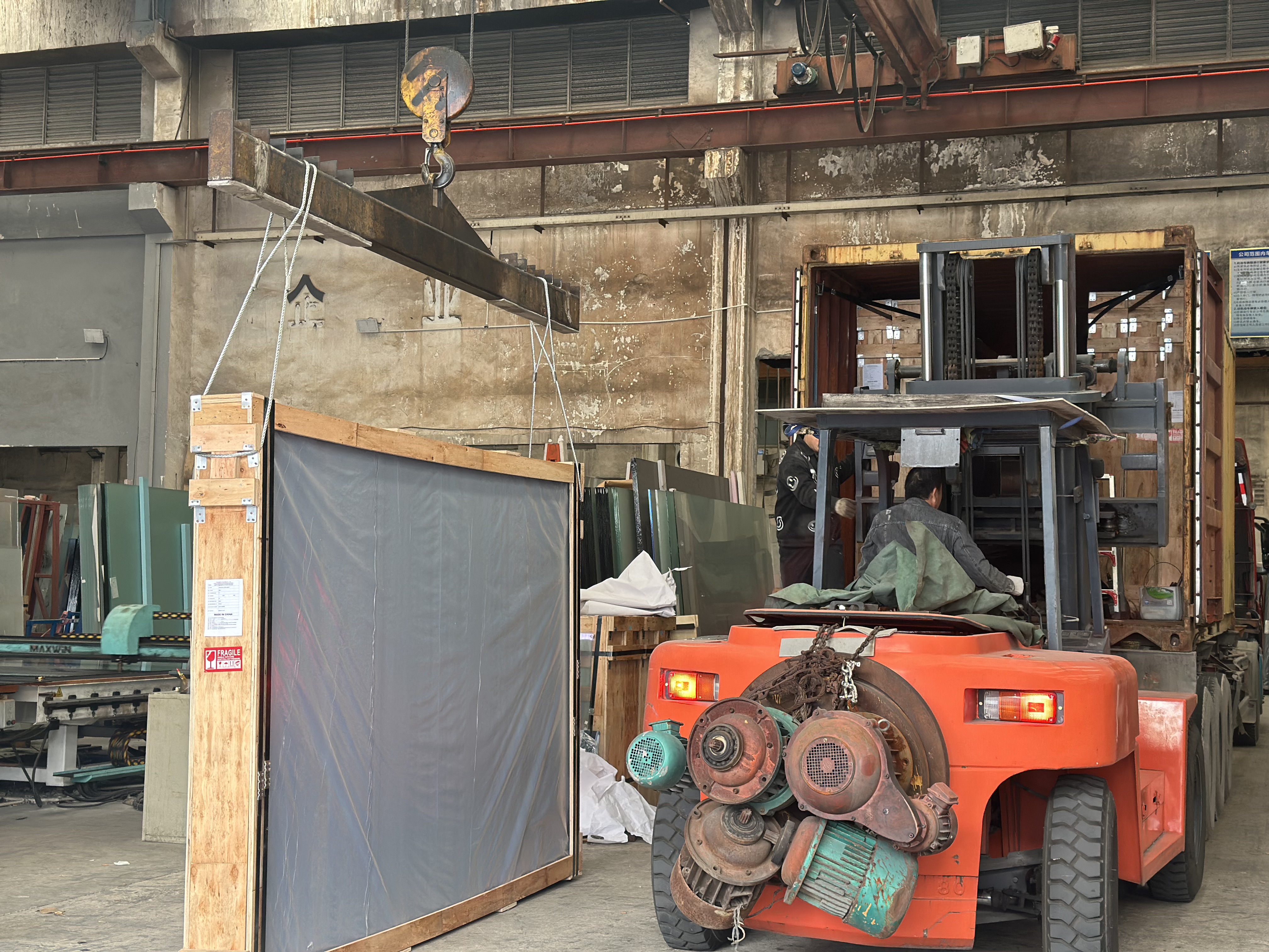 custom laminated glass supplier China