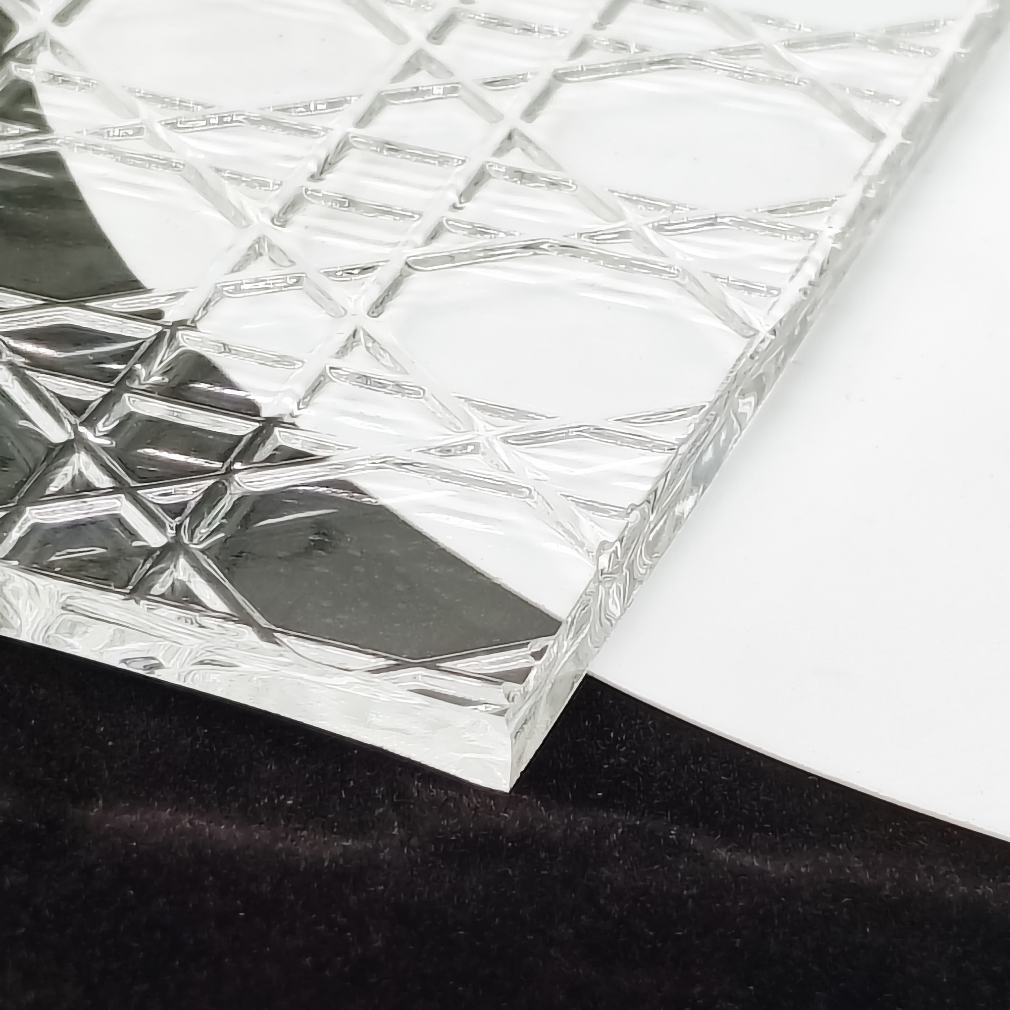 Textured Ultra Clear Dior Pattern Glass