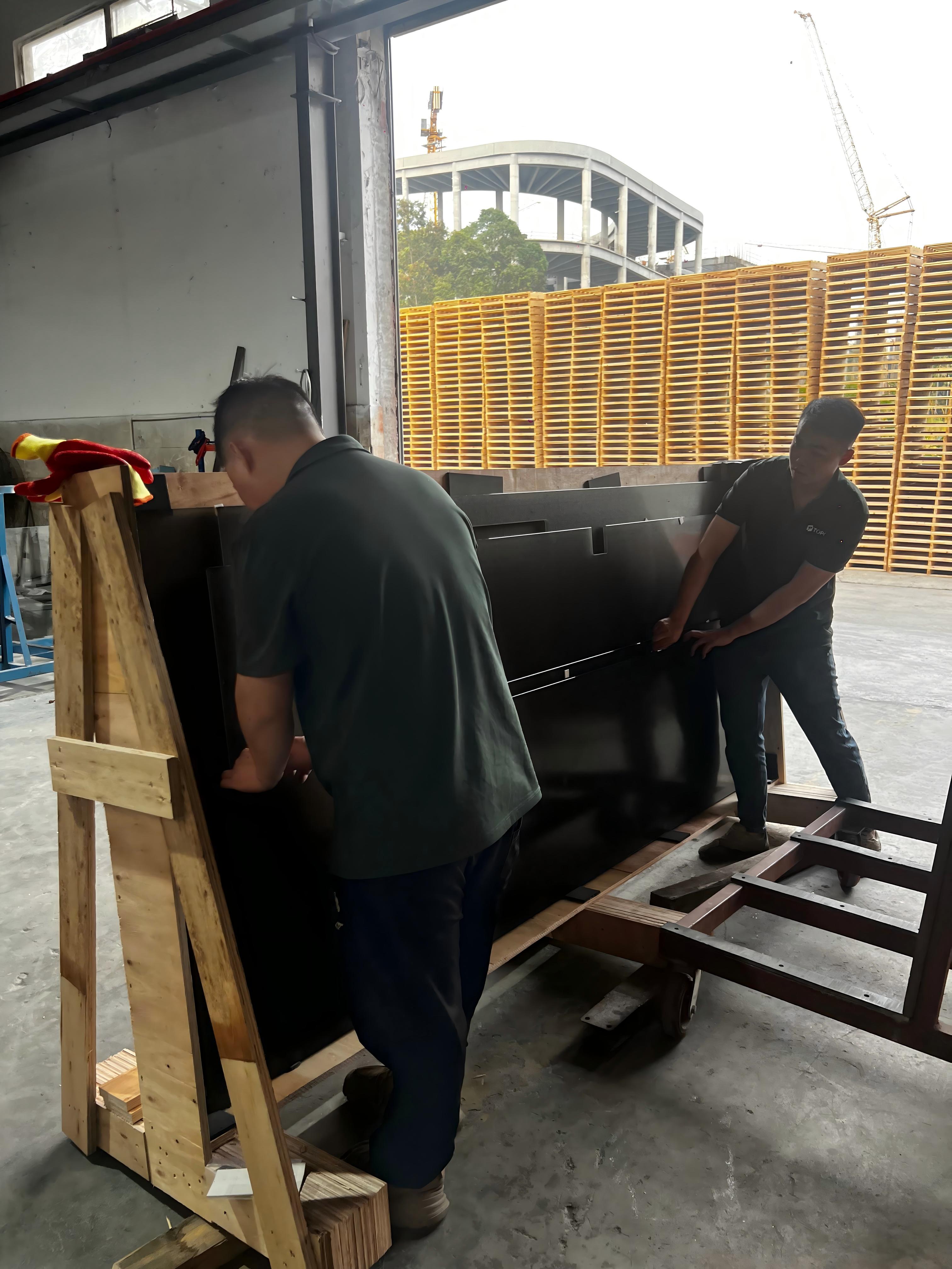 Glass Factory (2)(1).jpg