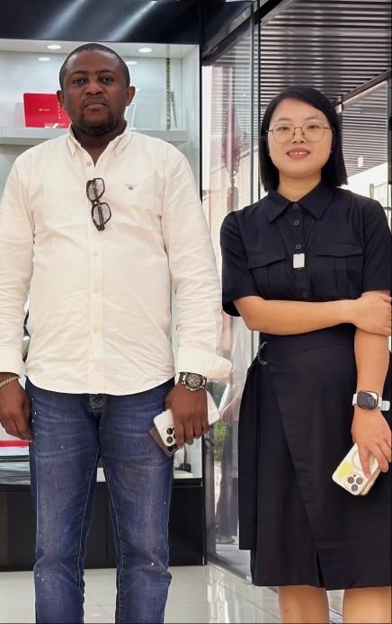 Congolese customers visited TopoGlass (6)