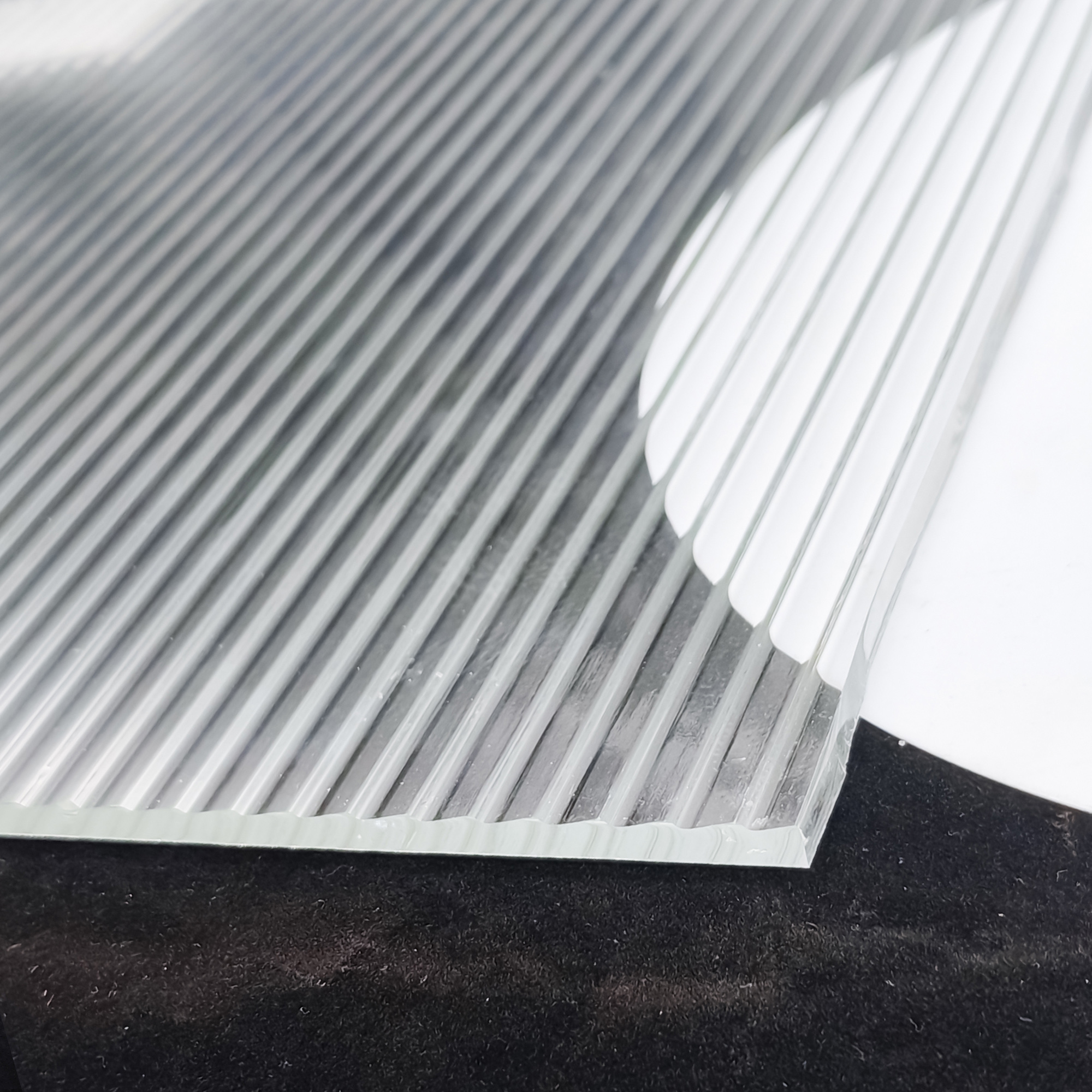 Textured Pattern Glass